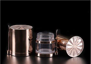 Bočice s pumpicom bez zraka od 15 ml